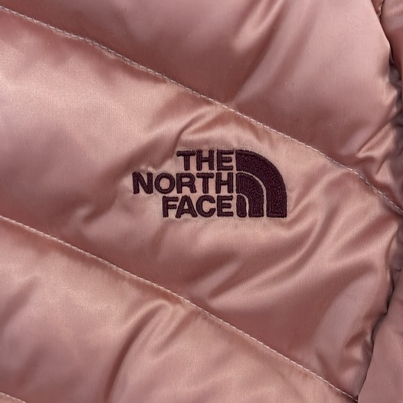 North Face Puffer - Picture 3 of 3